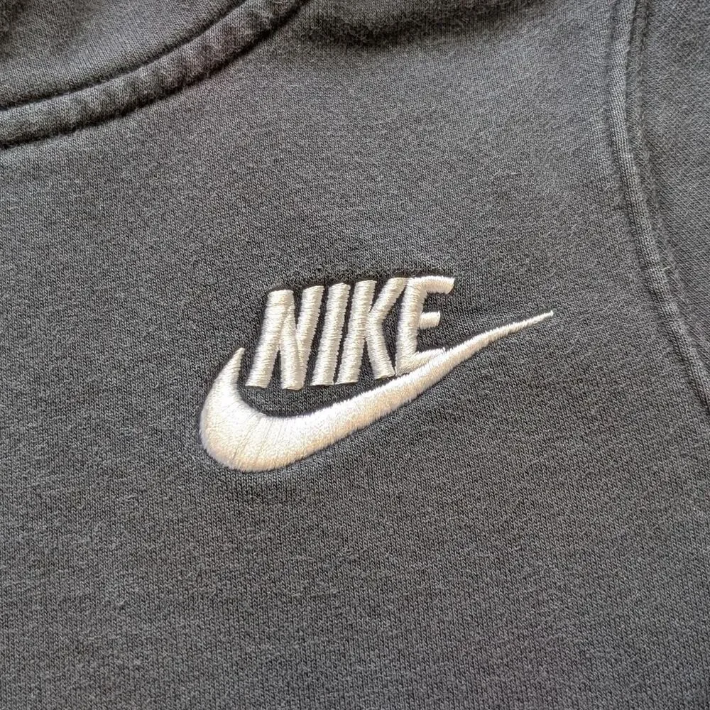 Nike Sportswear Boys Size XS Black Charcoal White Logo Club Pullover Hoodie